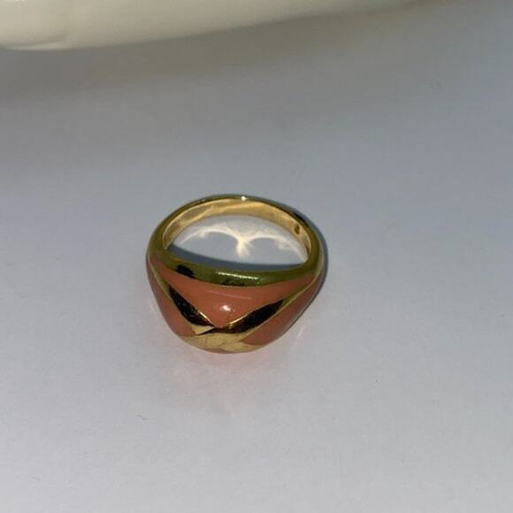 Gold-Tone & Pink Ring Women's Size 8 - Picture 6 of 10